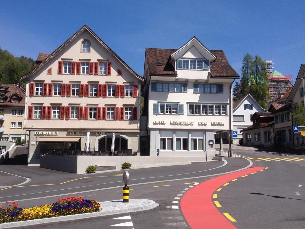 Cafe-Conditorei Hotel Huber Lichtensteig Zewnętrze zdjęcie